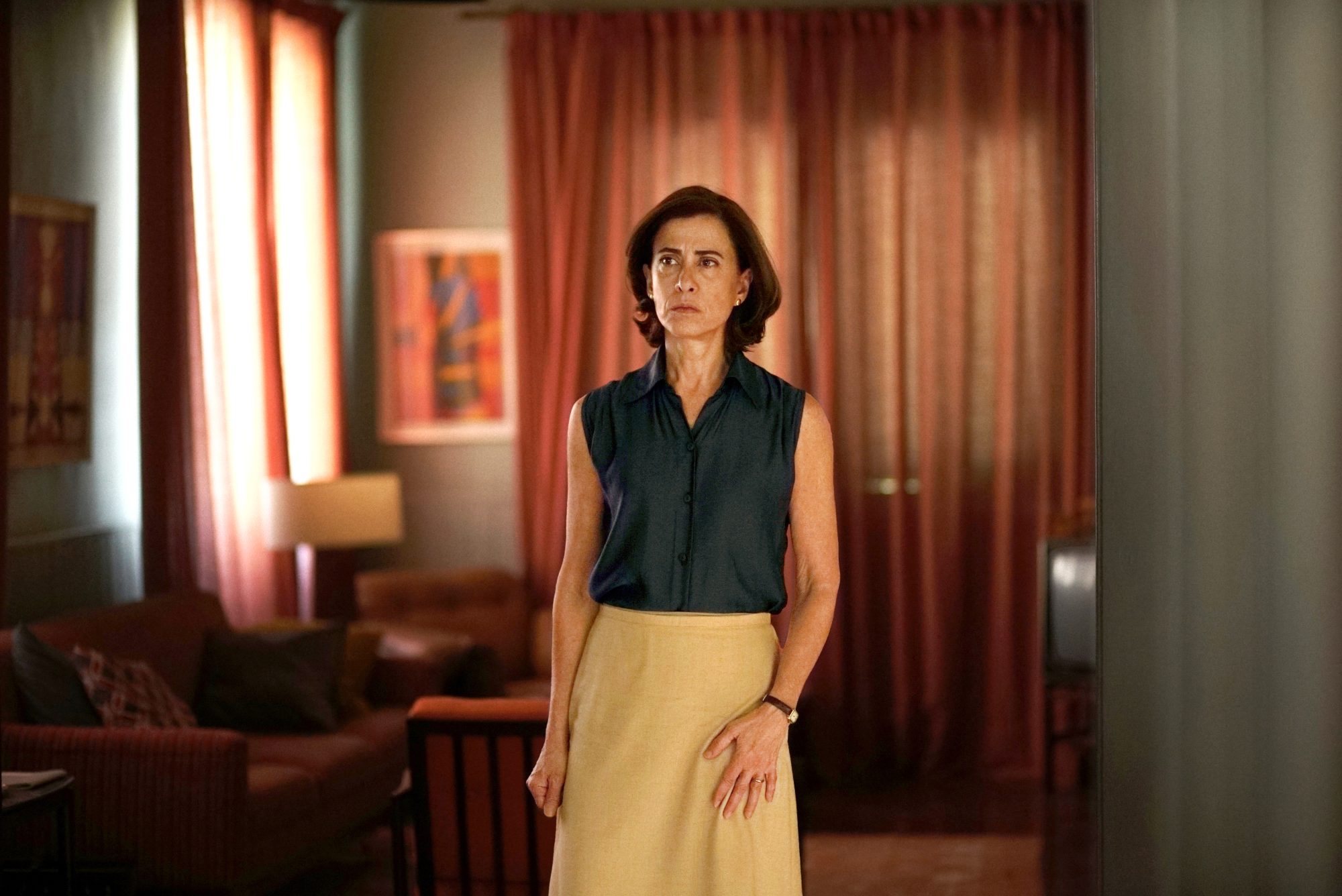 Imagem destacada: Fernanda Torres Brilha em Novo Filme "Os Corretores"